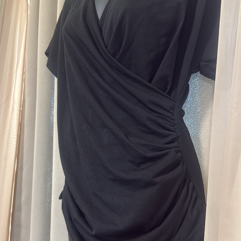 SHEIN Elegant Black Wrap top - Picture 4 of 4